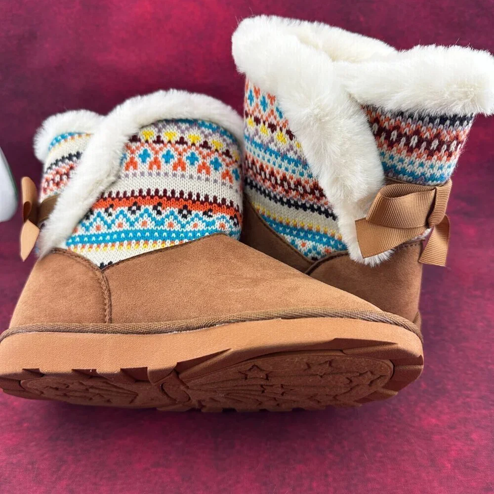 GIRL'S TAN SUEDE BOOTS MULTICOLOR KNITTED BOW AND LINED FAUX FUR, SIZE 13